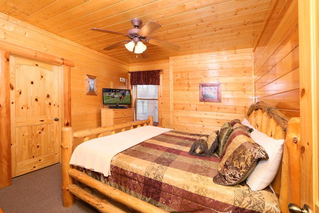 Rising Eagle Lodge - Eight Bedroom Pigeon Forge Eksteriør billede